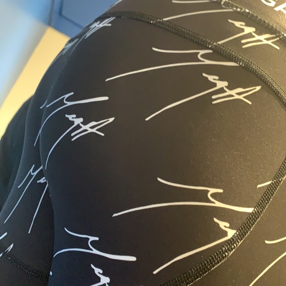 Mega Signature Compression Pants - Picture 8 of 12